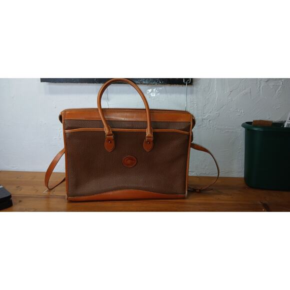 Dooney & Bourke Handbags - Dooney Bourke Vintage All-Weather Leather Briefcase Messenger Bag Used Good Cond